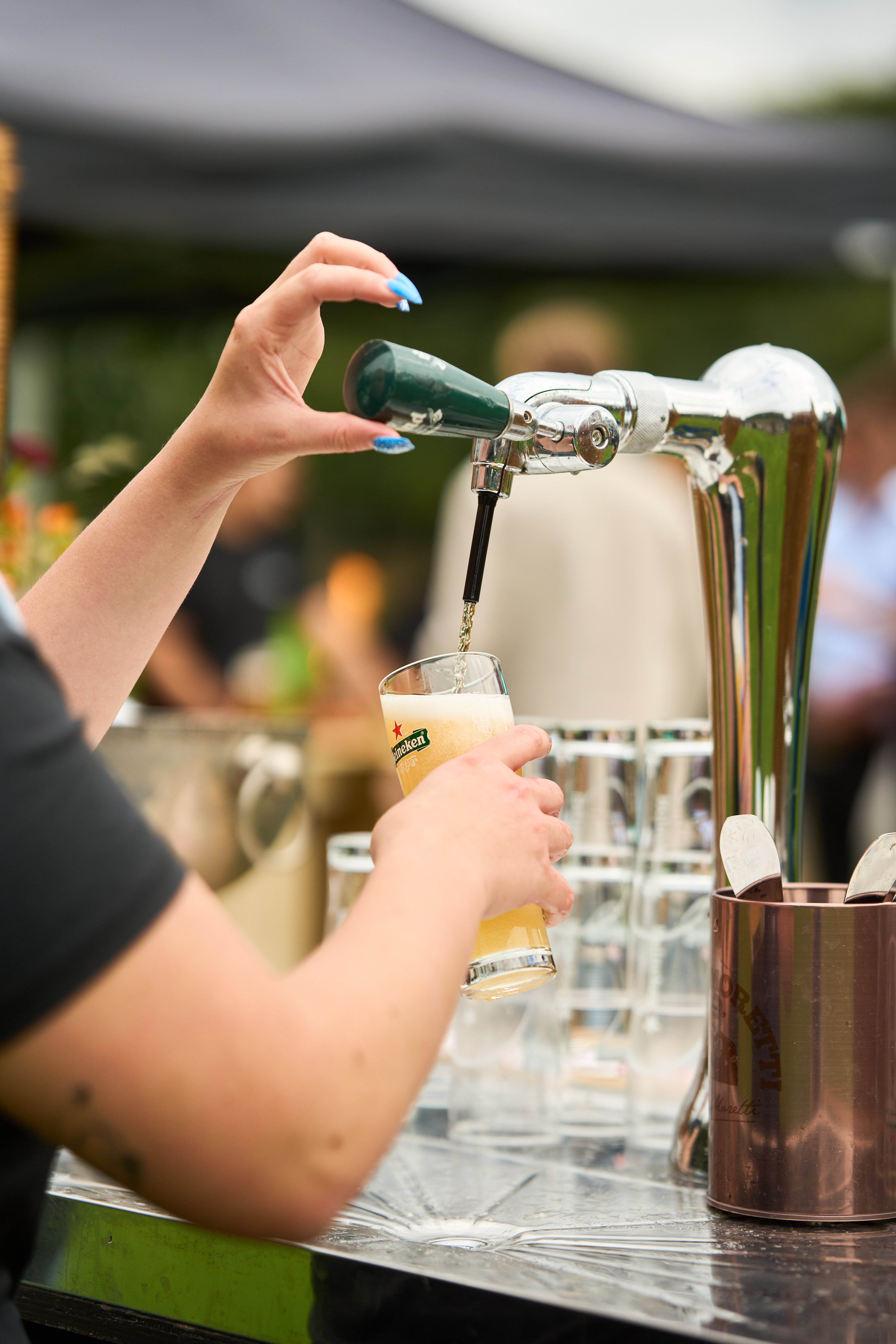 Mobiele cocktailbar op een evenement
